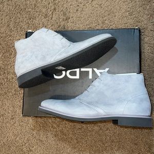 BRAND NEW MESSIAS ALDO MENS BOOTS LIGHT GRAY